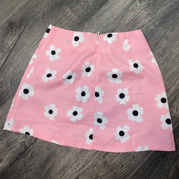 Princess Polly Shelly Mini Skirt - Picture 2 of 4